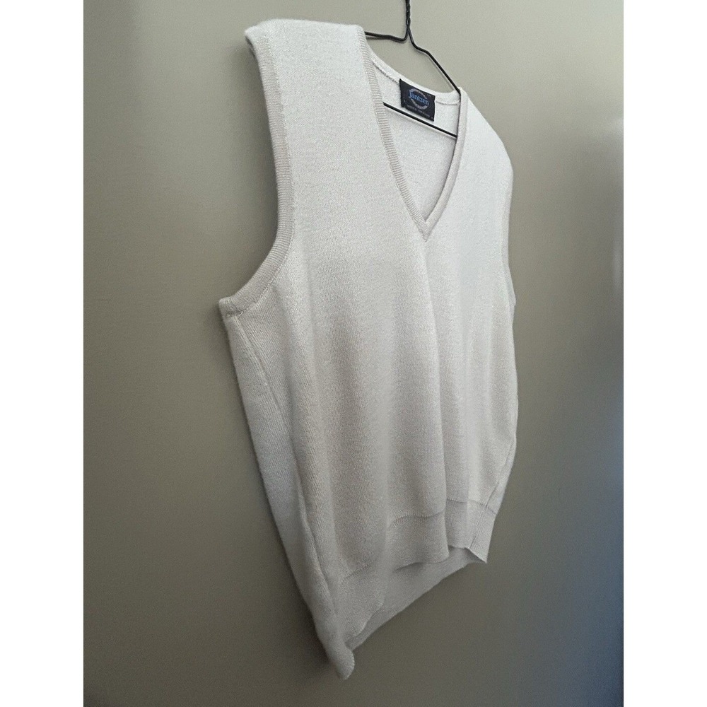 VTG Jantzen Acrylic & Wool Blend Sleeveless Sweater Vest L V-Neck Made in Canada - Picture 3 of 11